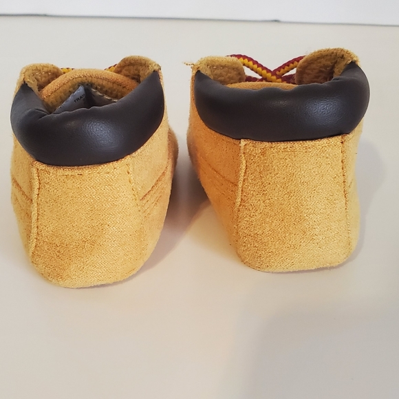 Trail Guide Wheat Baby Shoes Sz 2 - Picture 3 of 5